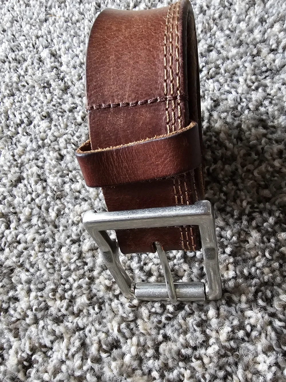 Browning brand men's genuine leather belt, likely model number 20009/200, design